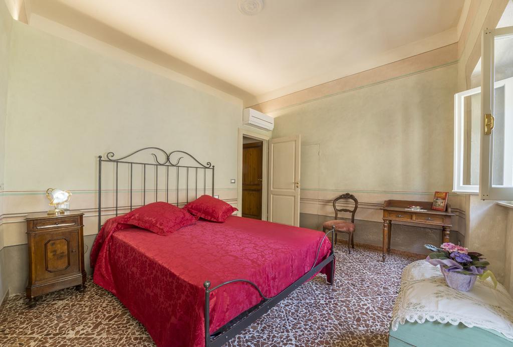 I Bei Ricordi - Historic Centre Apartment 6 아레초 외부 사진