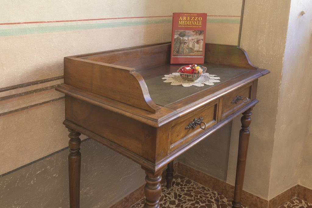 I Bei Ricordi - Historic Centre Apartment 6 아레초 외부 사진