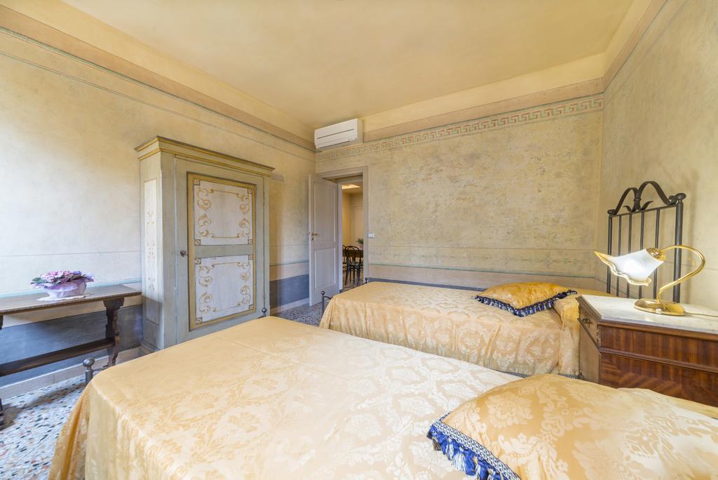 I Bei Ricordi - Historic Centre Apartment 6 아레초 외부 사진