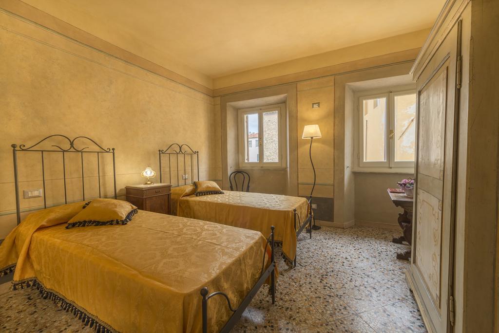 I Bei Ricordi - Historic Centre Apartment 6 아레초 외부 사진